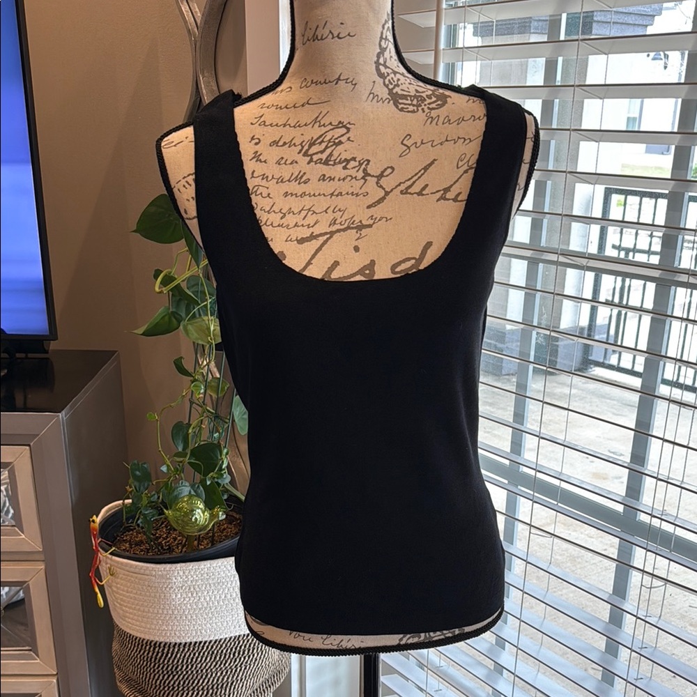 Black Sleeveless Top